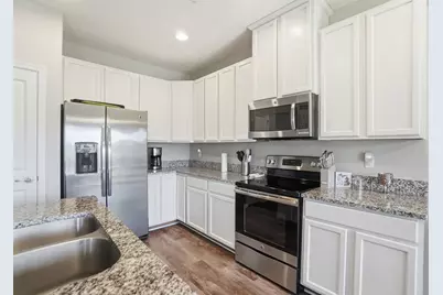 1215 Driftwood Drive, Fairborn, OH 45324 - Photo 21