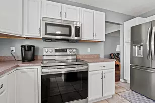 413 Deerwood Dr, Piqua, OH 45356 - Photo 29