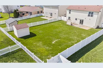 413 Deerwood Drive, Piqua, OH 45356 - Photo 9