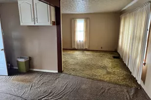 1979 Kenton St, Springfield, OH 45505 - Photo 11