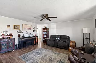 916 Mystic Ln, Troy, OH 45373 - Photo 9