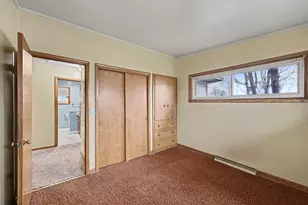 114 Cherry Ln, Wapakoneta, OH 45895 - Photo 9