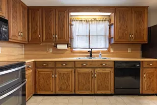 5235 W Ridgewood Rd, Springfield, OH 45503 - Photo 9