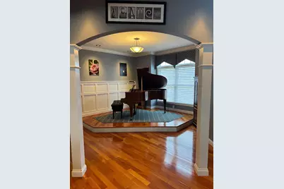 731 Sherwood Drive, Troy, OH 45373 - Photo 5