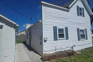 415 S Sugar St, Celina, OH 45822 - Photo 3