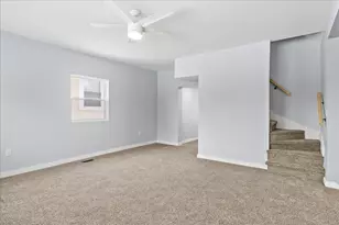 427 N Walnut St, Urbana, OH 43078 - Photo 9