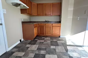 1633 N Sweetbriar Ln, Springfield, OH 45505 - Photo 7