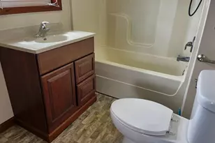 11 S Water St, Wapakoneta, OH 45895 - Photo 21