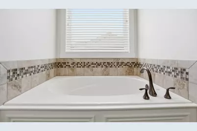 1250 Macintosh Court, Tipp City, OH 45371 - Photo 55