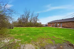 1806 N Limestone St, Springfield, OH 45503 - Photo 11