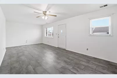 317 Mumford Drive, Troy, OH 45373 - Photo 5