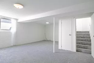 489 Caldwell Cir, New Carlisle, OH 45344 - Photo 13