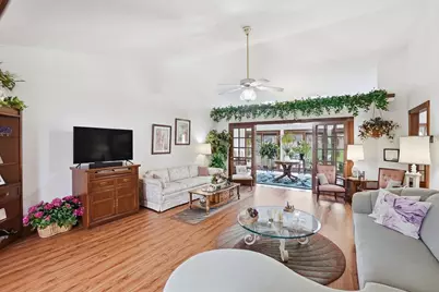 610 Stonecress Drive, Tipp City, OH 45371 - Photo 7