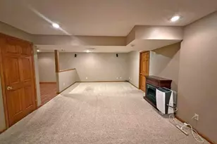 541 Northpoint Ct, Troy, OH 45373 - Photo 19