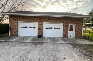 8601 Houston Rd, Sidney, OH 45365 - Photo 11