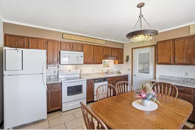 1039 Bradford Drive, Springfield, OH 45503 - Photo 7