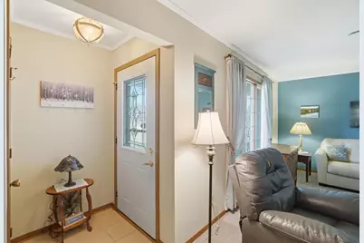 1039 Bradford Drive, Springfield, OH 45503 - Photo 9