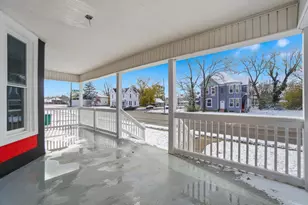 1210 S Limestone St, Springfield, OH 45505 - Photo 5