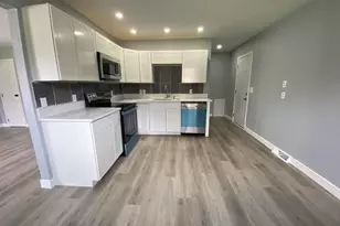 4814 Woodland Hills Blvd, Dayton, OH 45414 - Photo 3