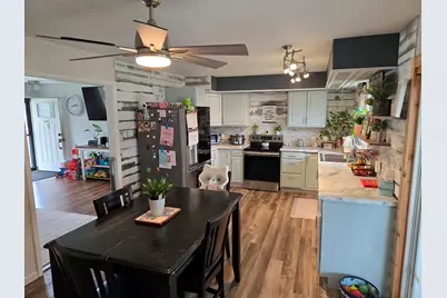 880 E Brown Avenue, Bellefontaine, OH 43311 - Photo 11