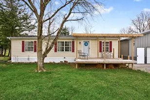 312 E Pike St, Christiansburg, OH 45389 - Photo 3