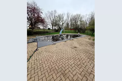 6215 New Carlisle Pike, Springfield, OH 45504 - Photo 11