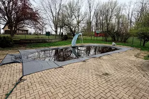 6215 New Carlisle Pike, Springfield, OH 45504 - Photo 11