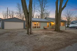 11118 Chickasaw Path, Lakeview, OH 43331 - Photo 1