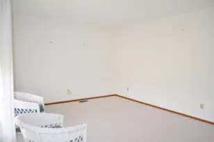 3052 E Brixton Dr, Springfield, OH 45503 - Photo 9