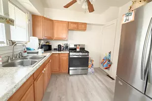 263 N Isabella St, Springfield, OH 45504 - Photo 9