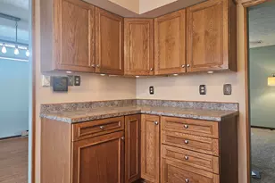 519 Moorefield Rd, Springfield, OH 45502 - Photo 5