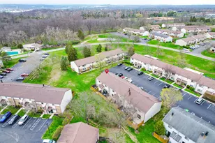 6425 Harbinger Ln, Dayton, OH 45449 - Photo 17