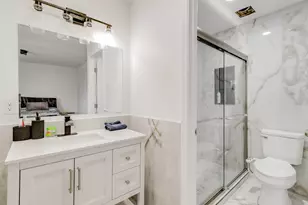 6425 Harbinger Ln, Dayton, OH 45449 - Photo 11