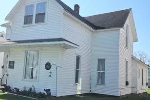 731 Columbia St, Saint Marys, OH 45885 - Photo 3