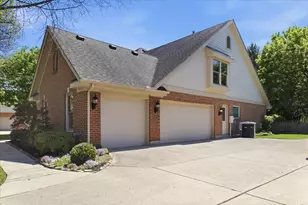 1430 Clear Springs Ct, Dayton, OH 45458 - Photo 43