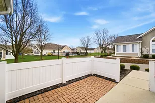 4662 Cobblestone Dr, Tipp City, OH 45371 - Photo 5