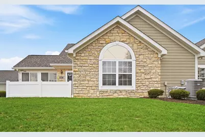 4662 Cobblestone Drive, Tipp City, OH 45371 - Photo 1