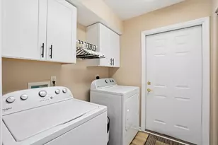 4662 Cobblestone Dr, Tipp City, OH 45371 - Photo 19