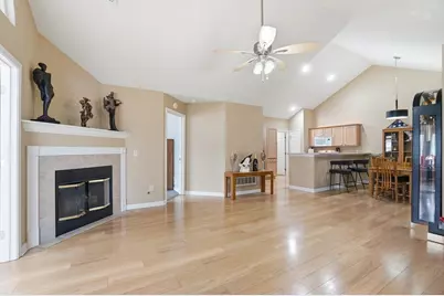 4662 Cobblestone Drive, Tipp City, OH 45371 - Photo 9