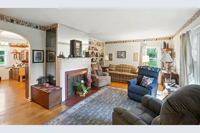 2064 Fairfield Pike, Springfield, OH 45502 - Photo 7