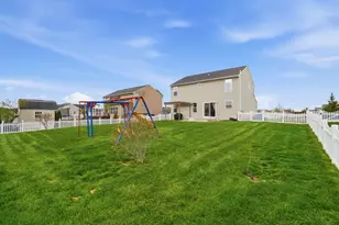 1204 Senna St, Tipp City, OH 45371 - Photo 51