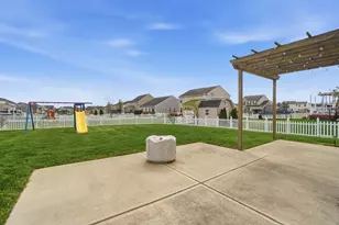 1204 Senna St, Tipp City, OH 45371 - Photo 55