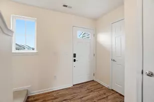 1204 Senna St, Tipp City, OH 45371 - Photo 5