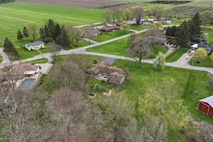 1008 Stevens Cir Dr, New Carlisle, OH 45344 - Photo 5