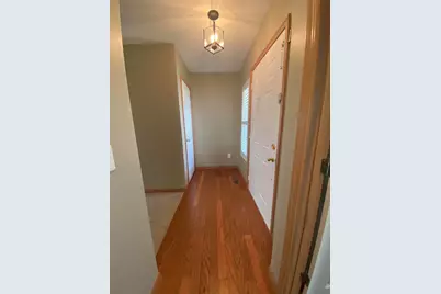 408 Deerwood Drive, Piqua, OH 45356 - Photo 3