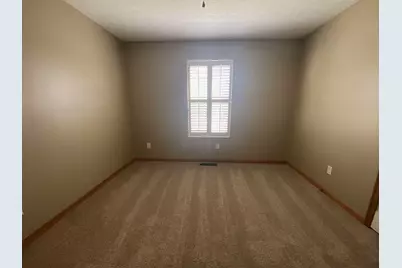 408 Deerwood Drive, Piqua, OH 45356 - Photo 15