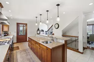 713 Stone Hollow Pl, Bellefontaine, OH 43311 - Photo 19