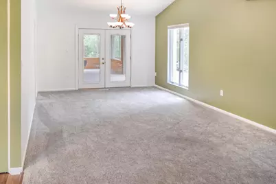 28 Rue Saint Clair Drive, Urbana, OH 43078 - Photo 3