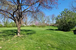 469 Bischoff Rd, New Carlisle, OH 45344 - Photo 9