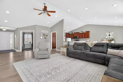 101 Cedarbrook Court, Anna, OH 45302 - Photo 9